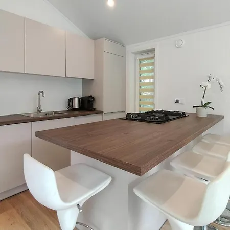 בית נופש Pet Friendly In Oud Gastel With Wifi