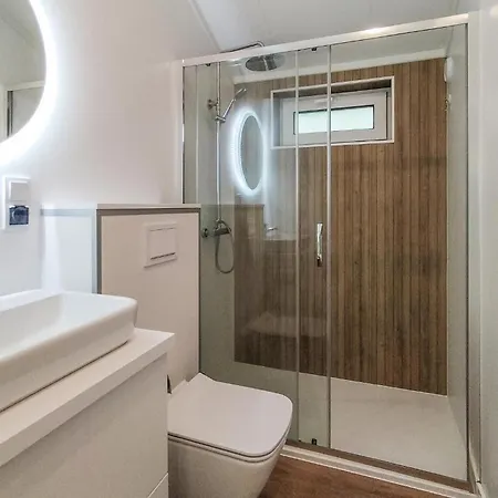 Pet Friendly In Oud Gastel With Wifi