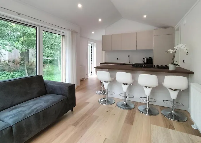 3 Bedroom Amazing In Oud Gastel Oud-Gastel