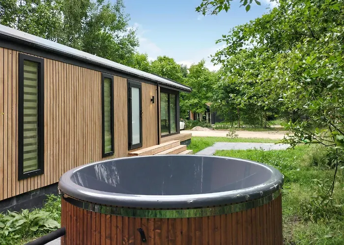 3 Bedroom Amazing In Oud Gastel Ferienhaus Oud-Gastel